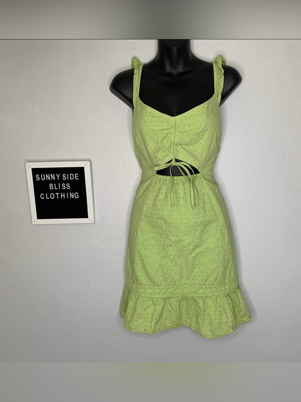 Live To Be Spoiled Green Mini Dress Keyhole Cutout Junior XXL Y2K